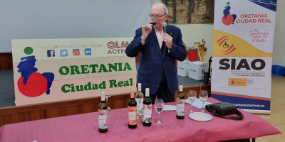 GRAN ÉXITO DE LA CATA BENÉFICA DE  BODEGAS ARÚSPIDE A CARGO DEL MAESTRO SUMILLER CUSTODIO LÓPEZ ZAMARRA