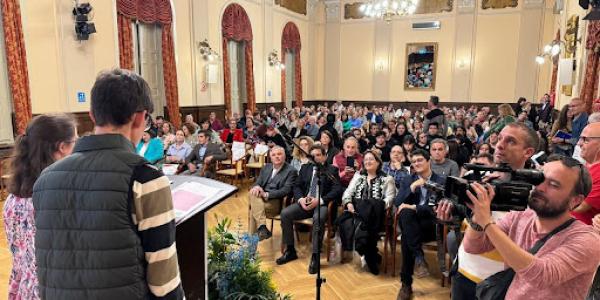 La primera Gala de Premios de Asociación Down Caminar brilla en el Antiguo Casino de Ciudad Real, destacando la fuerza del trabajo conjunto