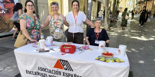 Diagnosticar antes es vivir mejor: AEDEM CR reclama diagnóstico precoz, mayor protección social y financiación estable para las asociaciones